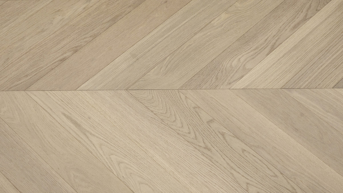 Lunar Glow (Moonlight) American White Oak Chevron 5″ engineered hardwood