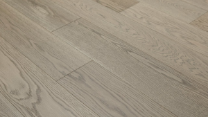 Toffee Crunch American White Oak engineered hardwood flooring view 5